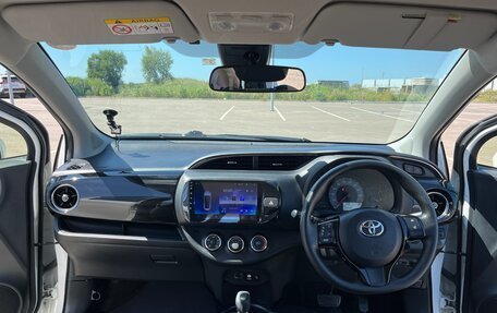 Toyota Vitz, 2019 год, 1 349 000 рублей, 25 фотография