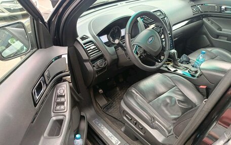 Ford Explorer VI, 2012 год, 2 100 000 рублей, 5 фотография