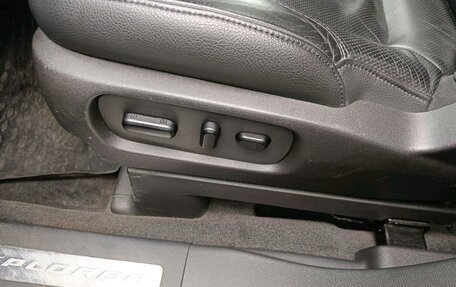 Ford Explorer VI, 2012 год, 2 100 000 рублей, 11 фотография