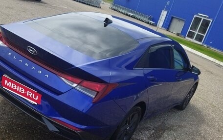 Hyundai Elantra, 2021 год, 1 999 999 рублей, 3 фотография