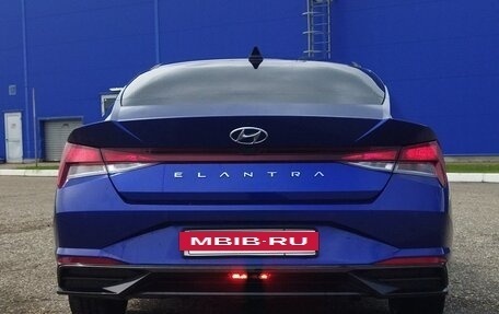 Hyundai Elantra, 2021 год, 1 999 999 рублей, 4 фотография