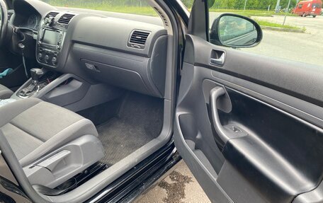 Volkswagen Golf V, 2007 год, 555 000 рублей, 25 фотография