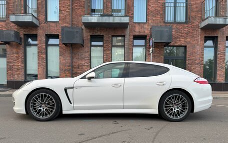 Porsche Panamera II рестайлинг, 2011 год, 2 100 000 рублей, 2 фотография