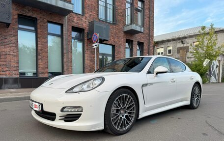 Porsche Panamera II рестайлинг, 2011 год, 2 100 000 рублей, 12 фотография