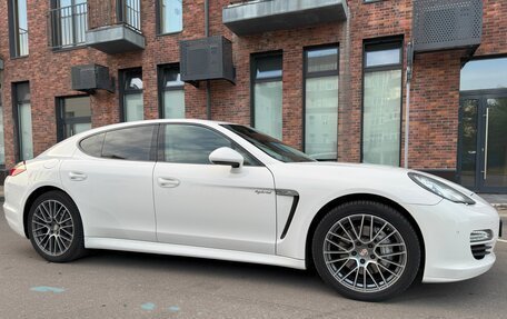Porsche Panamera II рестайлинг, 2011 год, 2 100 000 рублей, 21 фотография