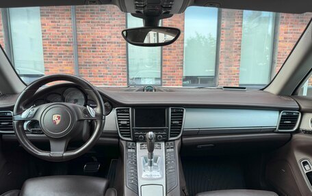 Porsche Panamera II рестайлинг, 2011 год, 2 100 000 рублей, 24 фотография