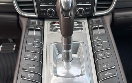 Porsche Panamera II рестайлинг, 2011 год, 2 100 000 рублей, 31 фотография