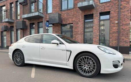 Porsche Panamera II рестайлинг, 2011 год, 2 100 000 рублей, 23 фотография