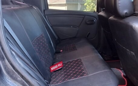 Renault Logan I, 2010 год, 125 000 рублей, 13 фотография