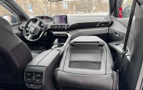 Peugeot 5008 II, 2020 год, 2 990 000 рублей, 32 фотография
