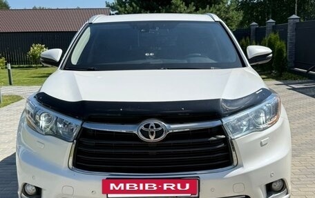 Toyota Highlander III, 2014 год, 2 930 000 рублей, 2 фотография