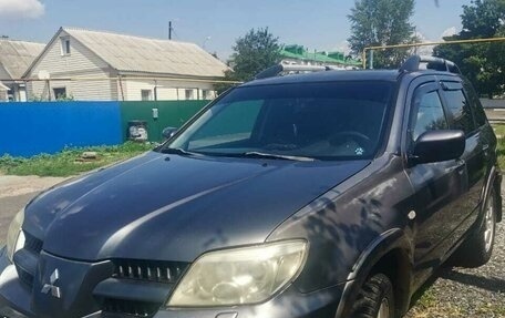 Mitsubishi Outlander III рестайлинг 3, 2006 год, 500 000 рублей, 4 фотография