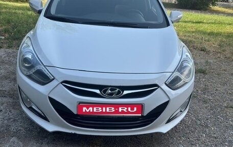 Hyundai i40 I рестайлинг, 2014 год, 1 300 000 рублей, 2 фотография
