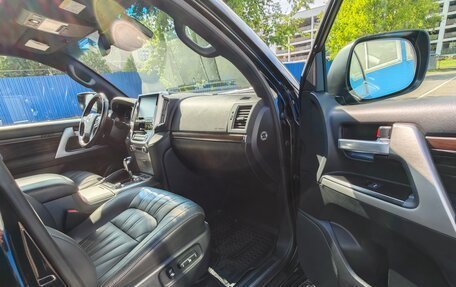 Toyota Land Cruiser 200, 2018 год, 7 450 000 рублей, 12 фотография