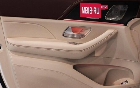 Mercedes-Benz Maybach GLS I, 2023 год, 21 000 000 рублей, 12 фотография