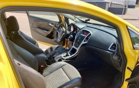 Opel Astra J, 2012 год, 670 000 рублей, 11 фотография