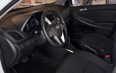 Hyundai Solaris II рестайлинг, 2014 год, 980 000 рублей, 18 фотография