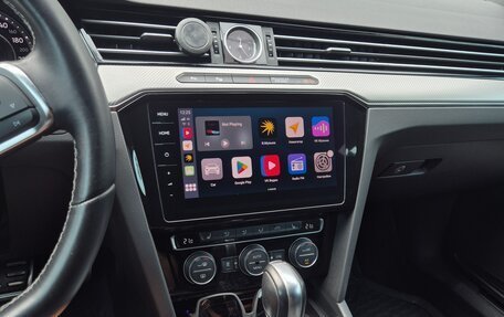 Volkswagen Passat B8 рестайлинг, 2018 год, 3 000 000 рублей, 8 фотография
