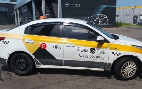 KIA Rio IV, 2018 год, 600 000 рублей, 2 фотография