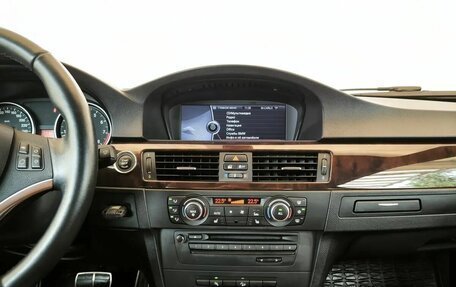 BMW 3 серия, 2011 год, 1 950 000 рублей, 11 фотография