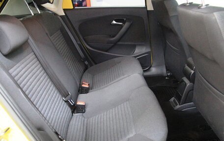 Volkswagen Polo VI (EU Market), 2011 год, 759 000 рублей, 24 фотография