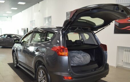 Toyota RAV4, 2013 год, 1 797 000 рублей, 12 фотография