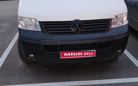 Volkswagen Transporter T5 рестайлинг, 2006 год, 950 000 рублей, 1 фотография