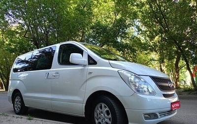 Hyundai H-1 II рестайлинг, 2010 год, 1 098 000 рублей, 1 фотография