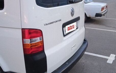 Volkswagen Transporter T5 рестайлинг, 2006 год, 950 000 рублей, 7 фотография