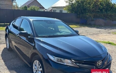 Toyota Camry, 2018 год, 2 530 000 рублей, 2 фотография