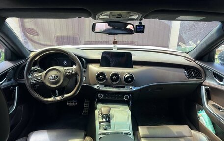 KIA Stinger I, 2018 год, 3 200 000 рублей, 6 фотография