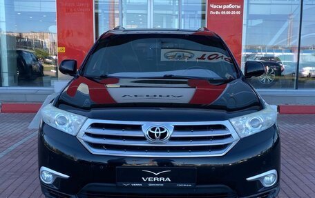 Toyota Highlander III, 2012 год, 1 390 000 рублей, 3 фотография