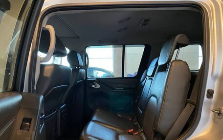 Nissan Pathfinder, 2012 год, 1 249 000 рублей, 24 фотография