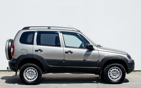 Chevrolet Niva I рестайлинг, 2020 год, 849 000 рублей, 5 фотография