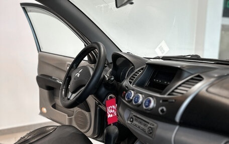 Mitsubishi L200 IV рестайлинг, 2008 год, 855 000 рублей, 9 фотография