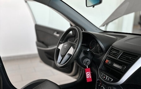 Hyundai Solaris II рестайлинг, 2013 год, 655 000 рублей, 9 фотография