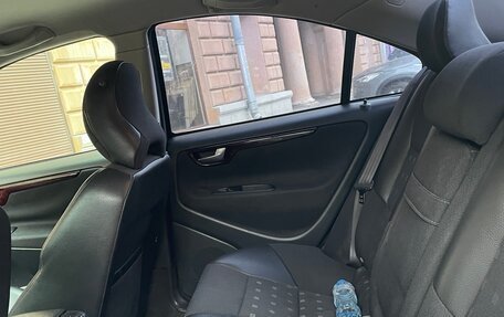 Volvo S60 III, 2003 год, 700 000 рублей, 8 фотография