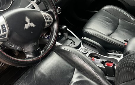 Mitsubishi Outlander III рестайлинг 3, 2007 год, 1 000 000 рублей, 10 фотография