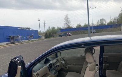 Toyota Raum II, 2003 год, 550 000 рублей, 1 фотография