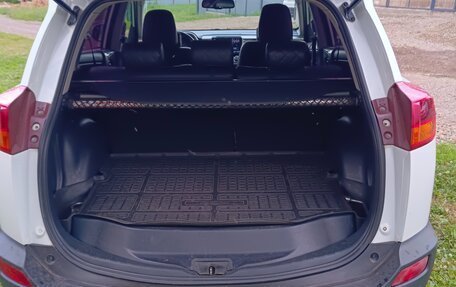 Toyota RAV4, 2015 год, 2 250 000 рублей, 9 фотография