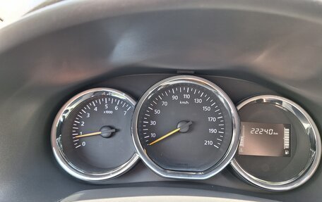 Renault Logan II, 2020 год, 1 400 000 рублей, 3 фотография
