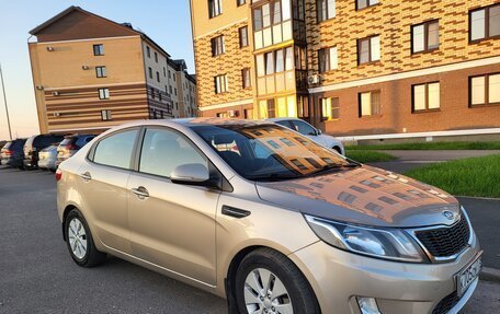 KIA Rio III рестайлинг, 2011 год, 900 000 рублей, 2 фотография