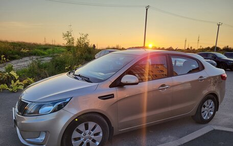 KIA Rio III рестайлинг, 2011 год, 900 000 рублей, 3 фотография