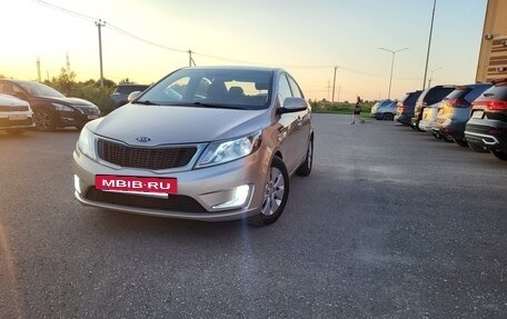 KIA Rio III рестайлинг, 2011 год, 900 000 рублей, 4 фотография