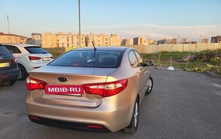 KIA Rio III рестайлинг, 2011 год, 900 000 рублей, 6 фотография