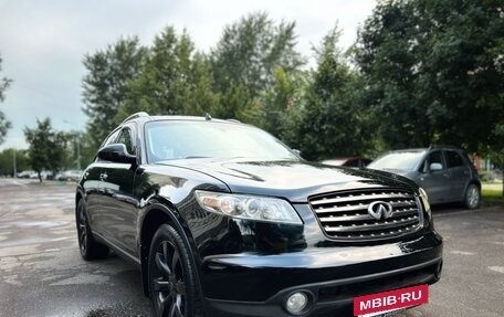 Infiniti FX I, 2005 год, 925 000 рублей, 6 фотография