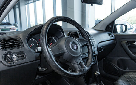 Volkswagen Polo VI (EU Market), 2011 год, 662 000 рублей, 10 фотография