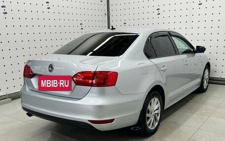Volkswagen Jetta VI, 2013 год, 1 010 000 рублей, 4 фотография