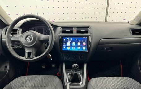 Volkswagen Jetta VI, 2013 год, 1 010 000 рублей, 13 фотография