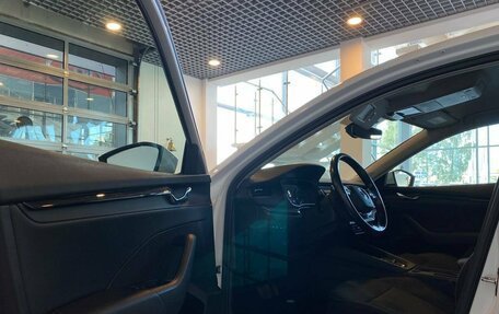 Skoda Octavia IV, 2021 год, 1 850 000 рублей, 21 фотография